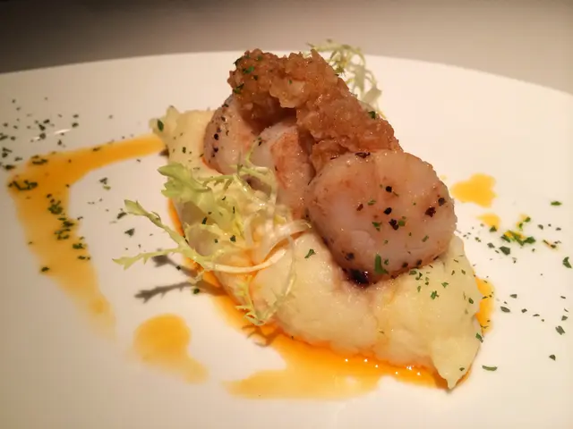 Pan-sealed Queensland, Australia Wild Caught Sustainable Scallop, Canda Wild Caught Lobster Aioli, M