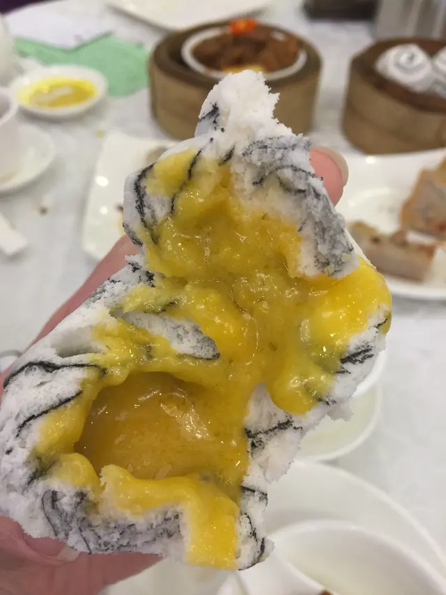 夠香夠沙夠流質 蛋黃味濃 