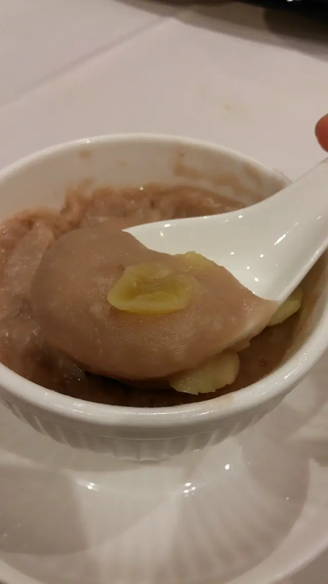 切半白果的煙韌彈性，清清香氣稍為解去膩度