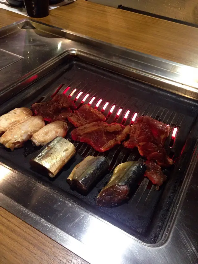 已經燒左15分鐘,完全無燒野聲無煙出,係比岩岩雪櫃拎出黎熱左少少