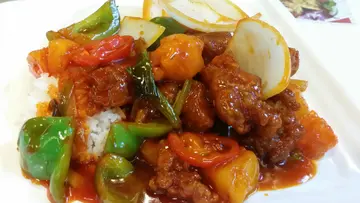 菠萝咕噜肉饭