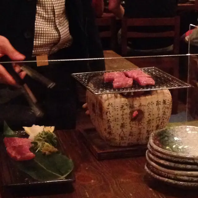 店員按照你要求肉既生熟程度烹調，咁就唔怕過熟或者過生啦