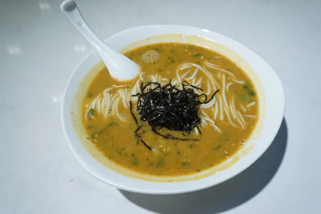 湯底的濃稠度跟平常吃的沒兩樣