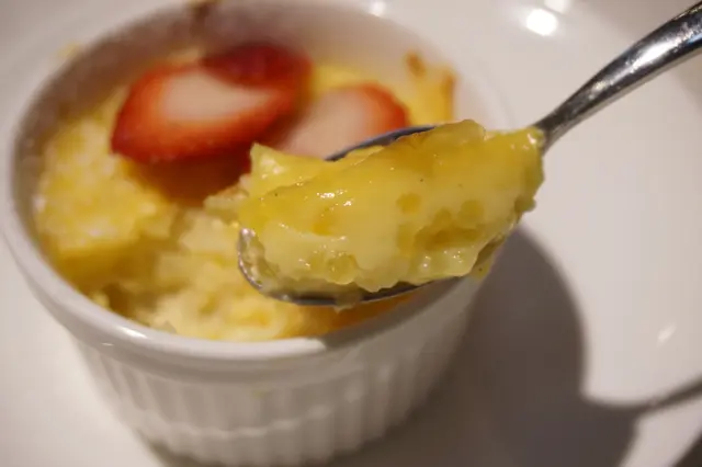 可惜蓮蓉餡料太少,口感變得單薄