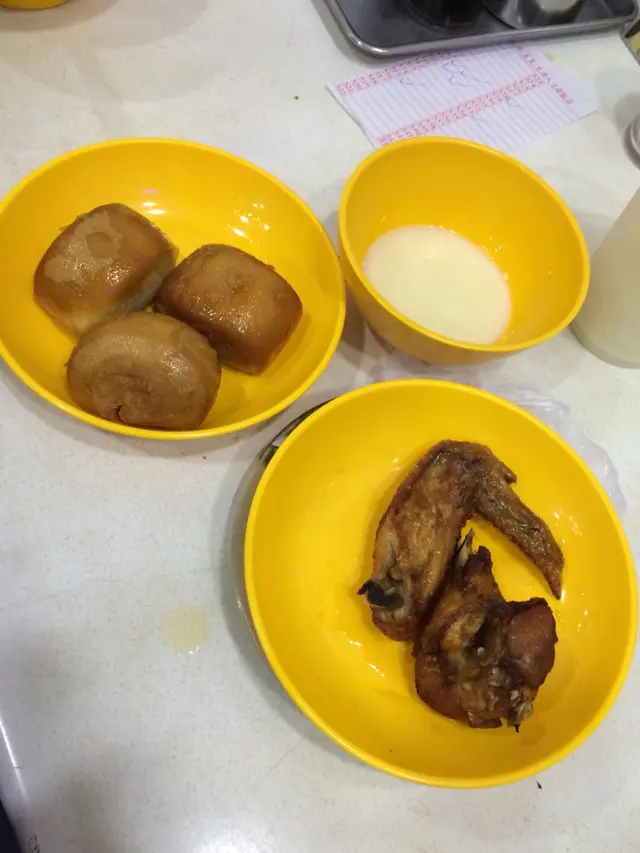 雞翼單叫@$9 炸得好好 去親都叫