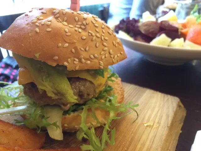牛油果漢堡(今期推介)