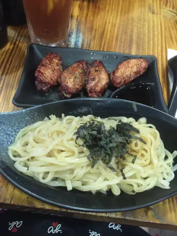 雞翼掛烏冬