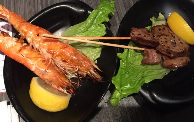 即點即燒，蝦肉新鮮彈牙，絕對唔係俾渣貨敷衍了事，厚燒不差嘅牛舌燒得好有牛油香，又唔會有筋要吐渣👍