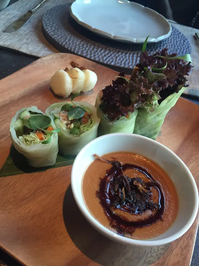 Gado Gado - 蔬菜卷式,用料新鮮