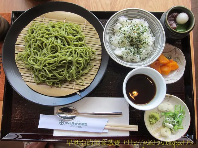 抹茶冷蕎麥麵定食