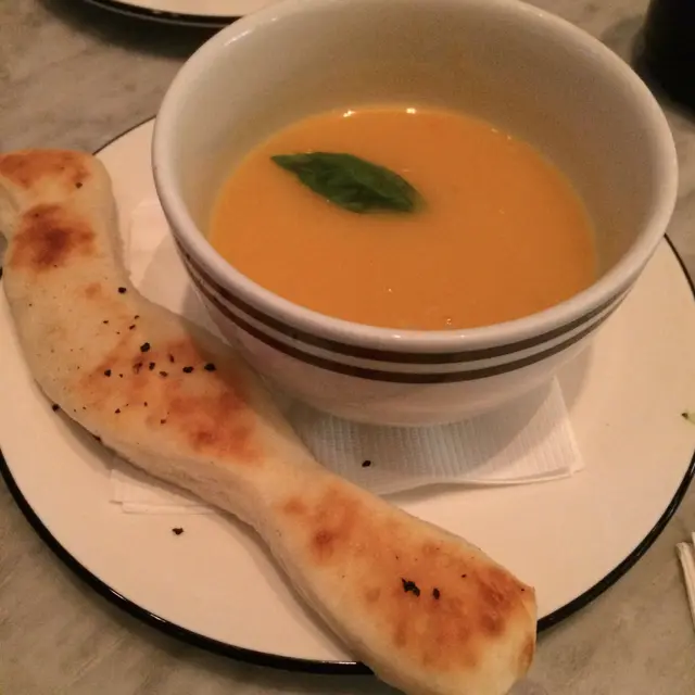 是日餐湯 南瓜忌廉湯