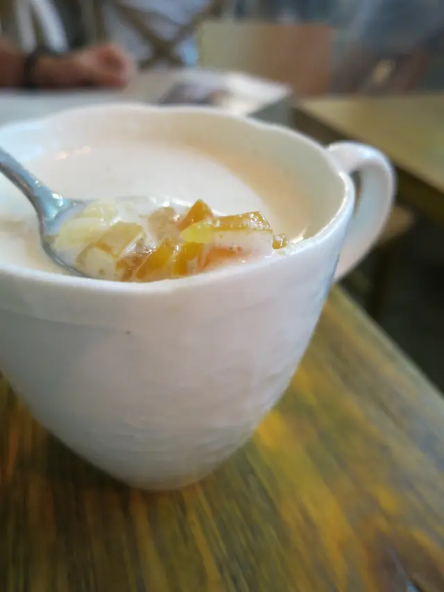 熱木瓜雪耳鮮奶