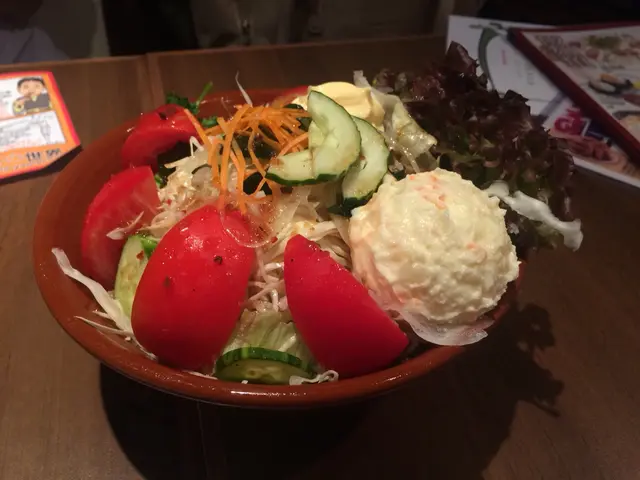 材料新鮮！絕對要與夢幻雞翼一齊食 因為啲雞翼香料幾勁下 需要refresh一下😂