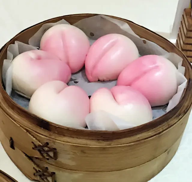 生日食下壽桃包