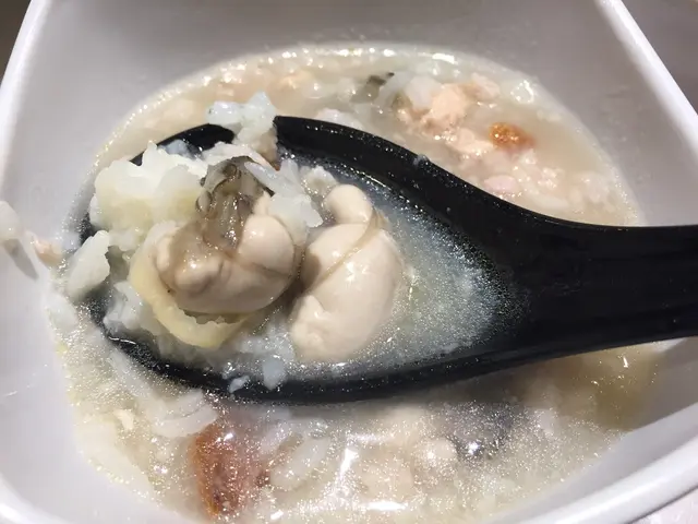 超香嘅蠔仔粥！