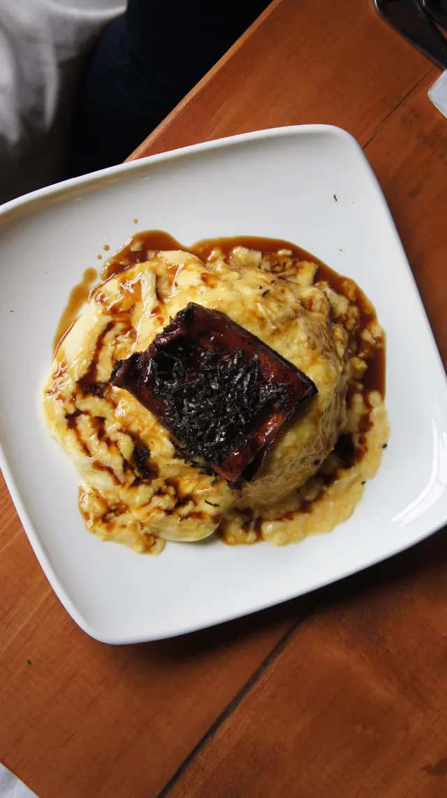 蒲燒鰻魚蛋包飯