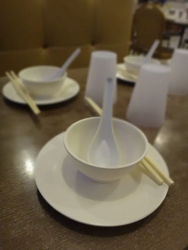 膠造餐具