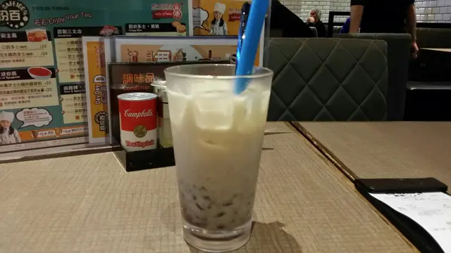 紅豆很够淋,不錯!可惜豆和奶份量太少,將價就貨?!