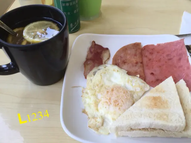 等得太久的早餐