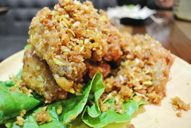 牛油單骨雞中翼