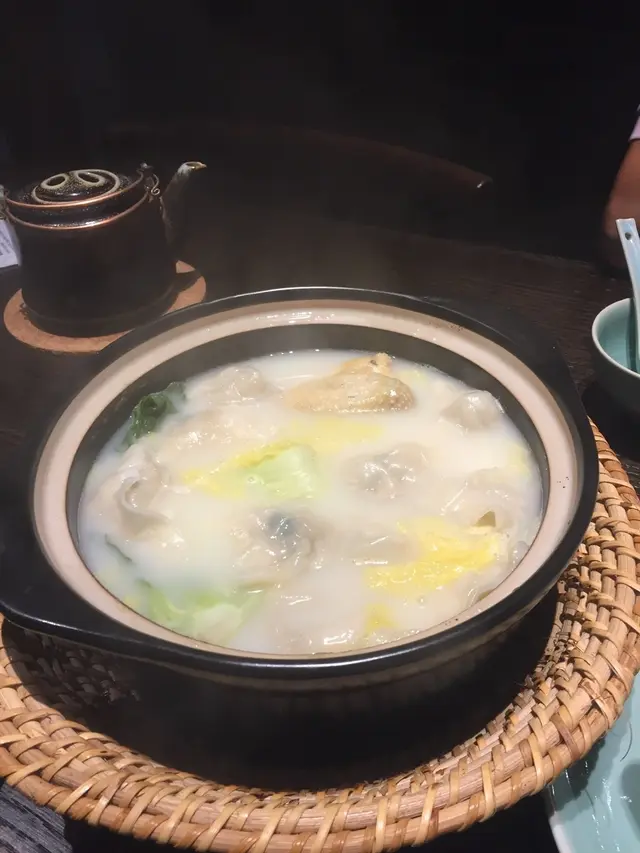 砂鍋雲吞雞