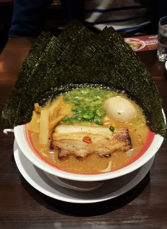 灸燒豚肉海苔味王拉麵