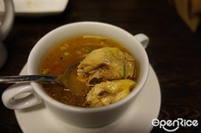 農村雞湯 - Sam Pan Thai Fusion Cuisine in Quarry Bay 