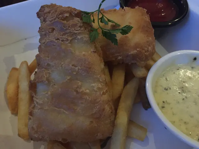 炸銀鱈魚和薯條