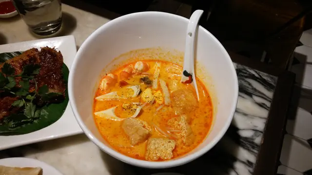 Katong用的是泰國螄蚶,味鮮,微鹹,亦不會腥得讓人倒胃口