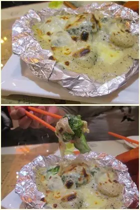 舖滿芝士忌廉醬汁