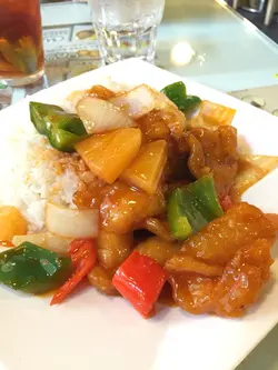 咕嚕班塊飯