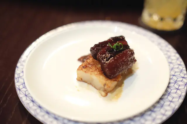 東坡黑豚肉配蘿蔔糕