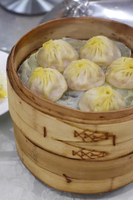 蟹粉小籠包