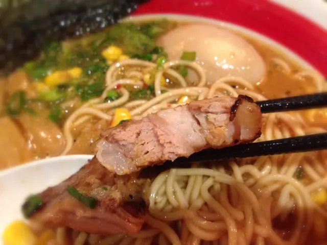 名乎其實的五層肉