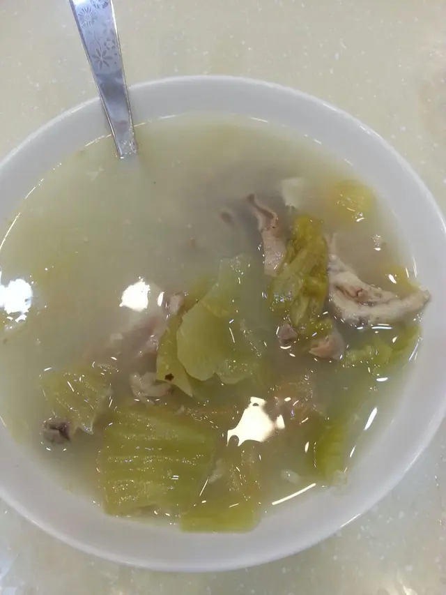 好胡椒香，但唔係好辣，豬肚好爽