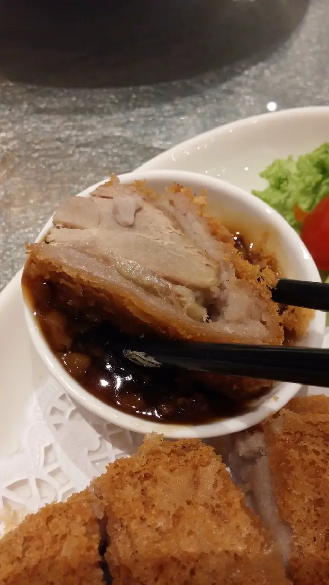 沒有怎樣泛油滲油,當然亦無溢味,已經幫左好多,再沾上醬汁提味就更惹味