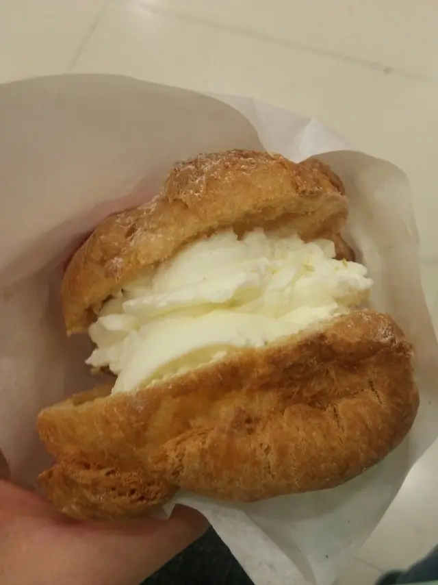 北海道牛奶布甸泡芺