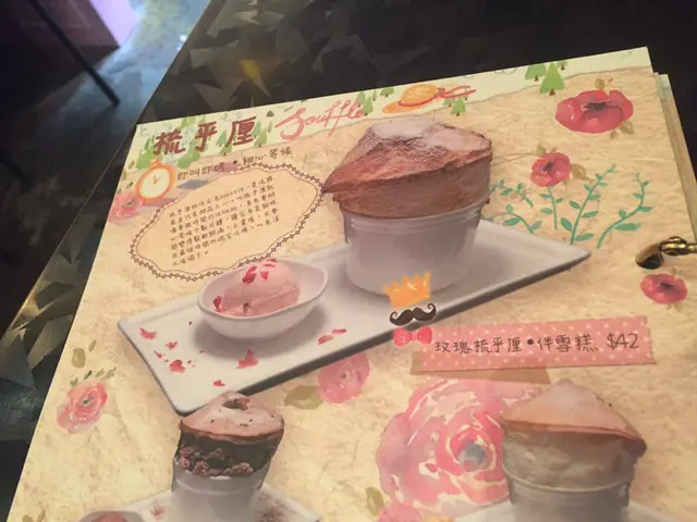 Menu裡嘅手繪插畫，好有森林少女系feel。