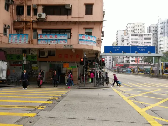 位於長沙灣道同黃竹街交界