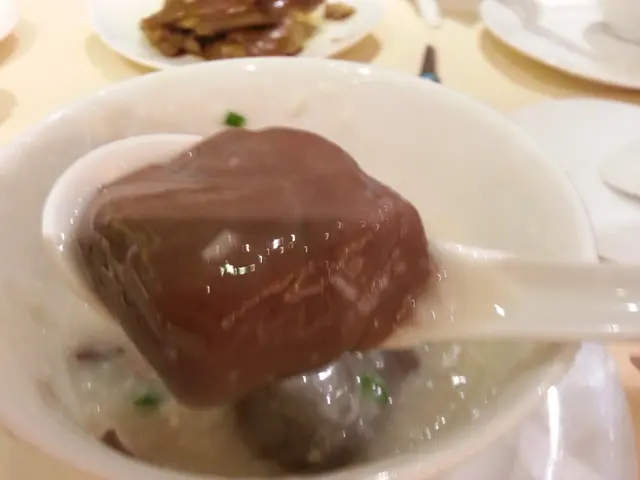 煙韌、滑嘟嘟的鵝紅