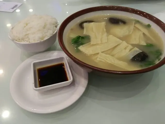 冬菇支竹湯飯