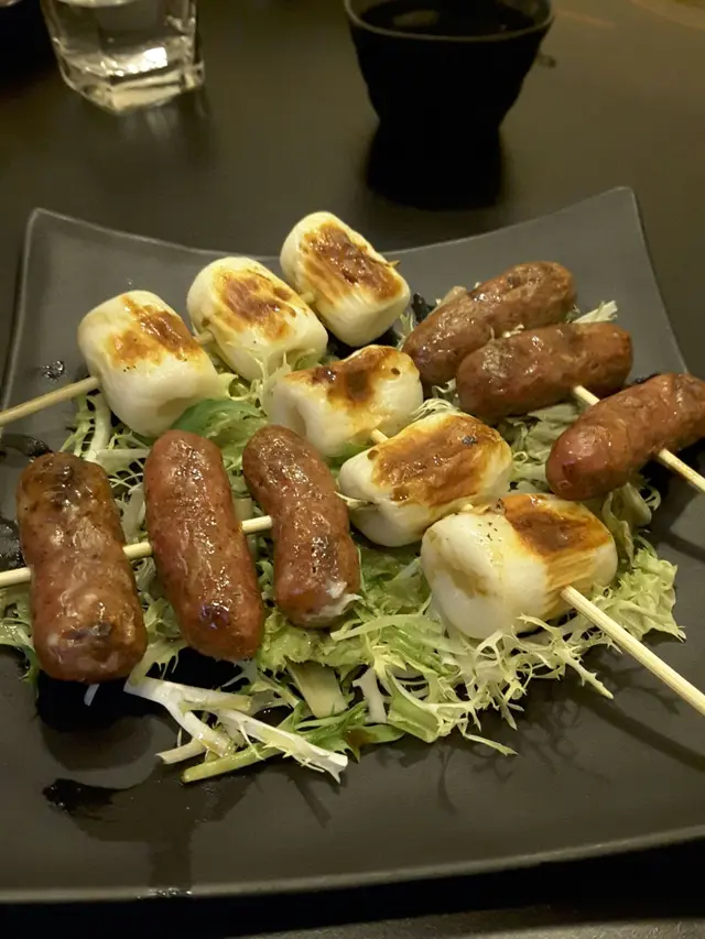 燒芝心獅子狗卷/燒台式黑椒腸