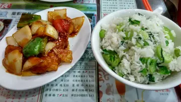 糖醋魚塊及菜飯