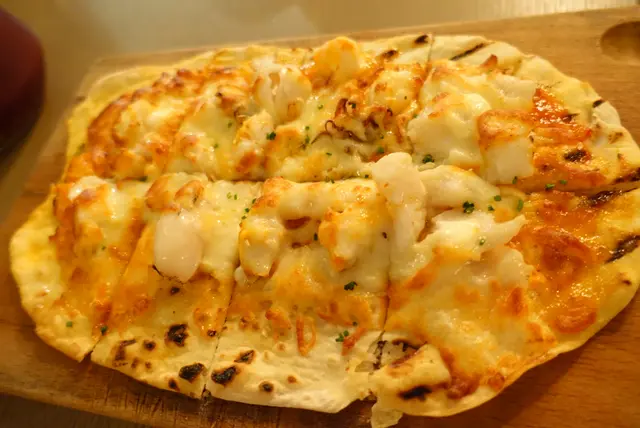 海鮮薄餅Seafood Flatbread