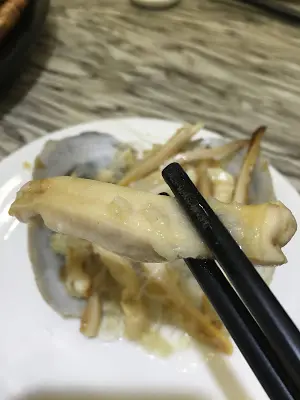 象拔蚌仔切成一條條, 既方便進食, 容易控制熟度, 亦無損口感, 新鮮, 彈牙, 爽口, 讚!!