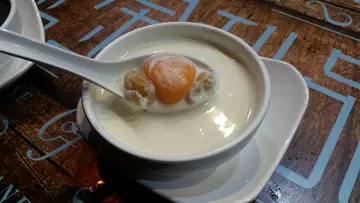 鮮奶燉元肉窩蛋