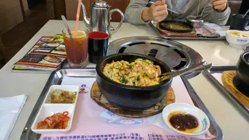 石头窝饭 - 鸡肉