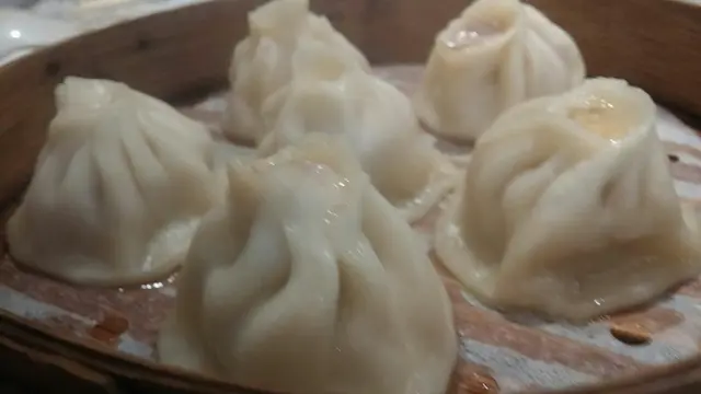 外皮非常厚、摺紋少、外型又不工整,外觀已經不討好。