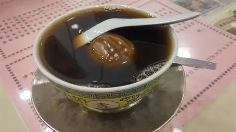 桑寄生蓮子蛋茶