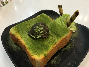 韓式特濃抹茶紅豆奶油吐司